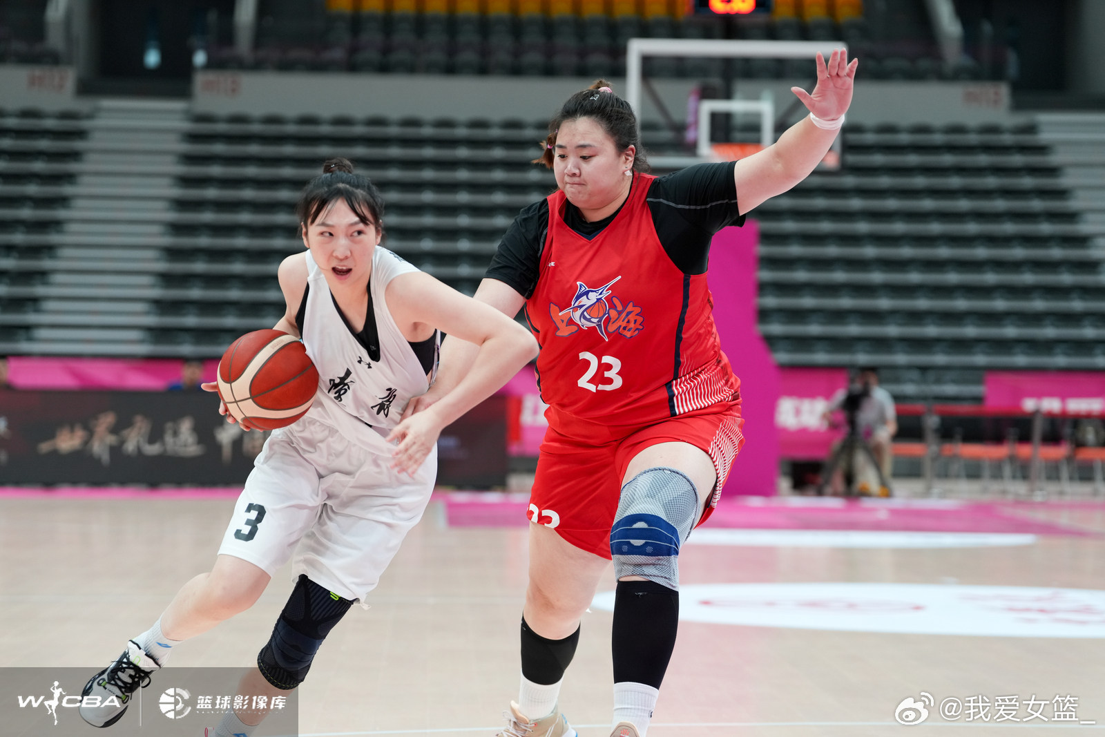 哥伦比亚女篮队实现历史性胜利