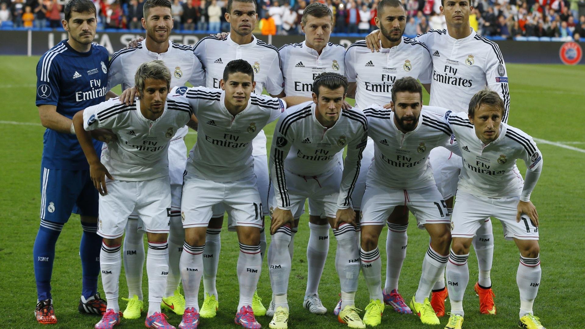 格列兹曼关键一射定乾坤,阿尔及利亚逆境突围秘鲁的战术密码