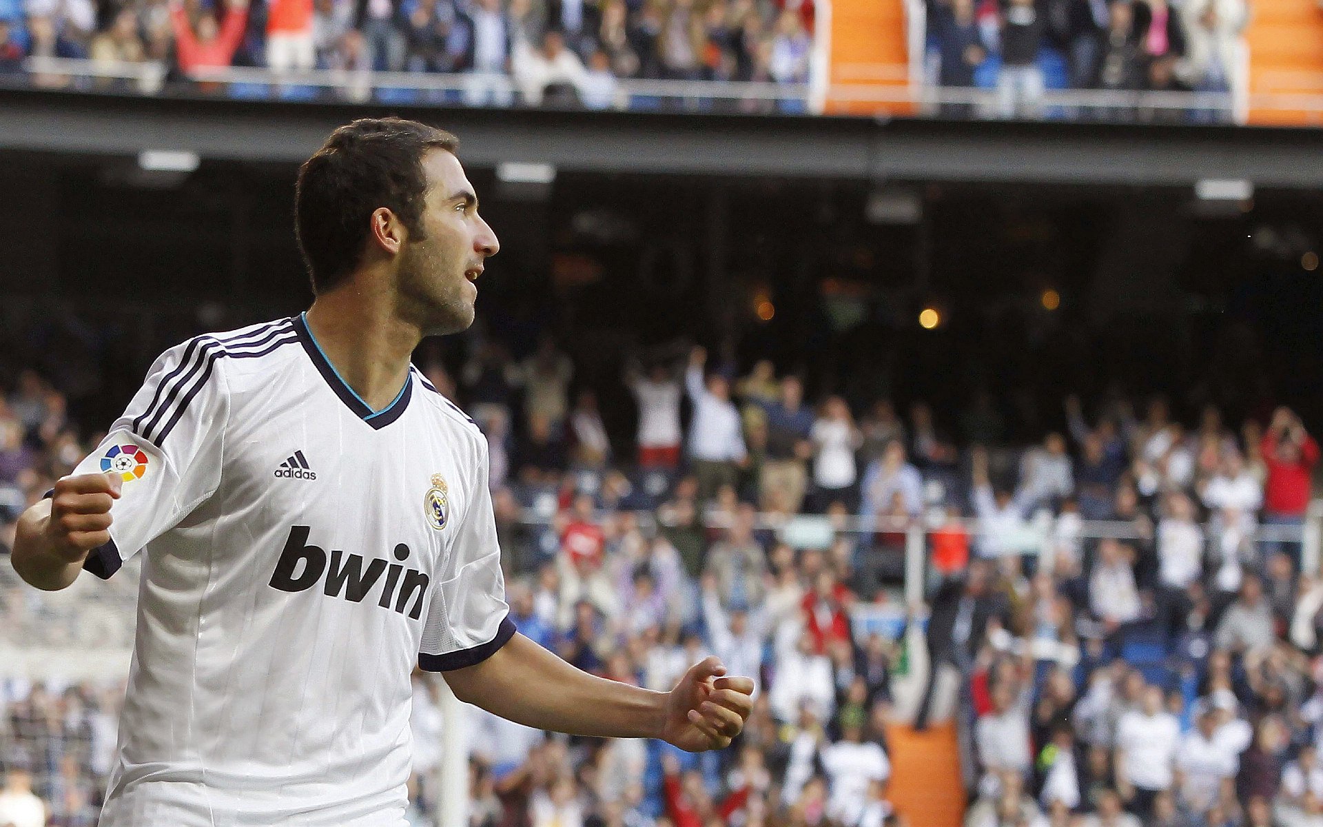 欧冠淘汰赛之夜，卡塞米罗的自我救赎